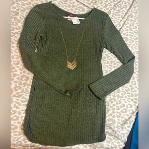 NWT OLIVE GREEN TOP WITH ATTACHED NECKLACE